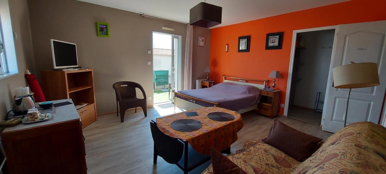 Chambre D'Hote Fleur De Potager Les Sables-dʼOlonne Exteriér fotografie